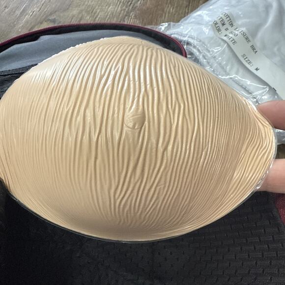 Nearly Me Mastectomy Breast Form Prosthesis 395 Size 55 + Med Cotton Bra - Picture 1 of 6